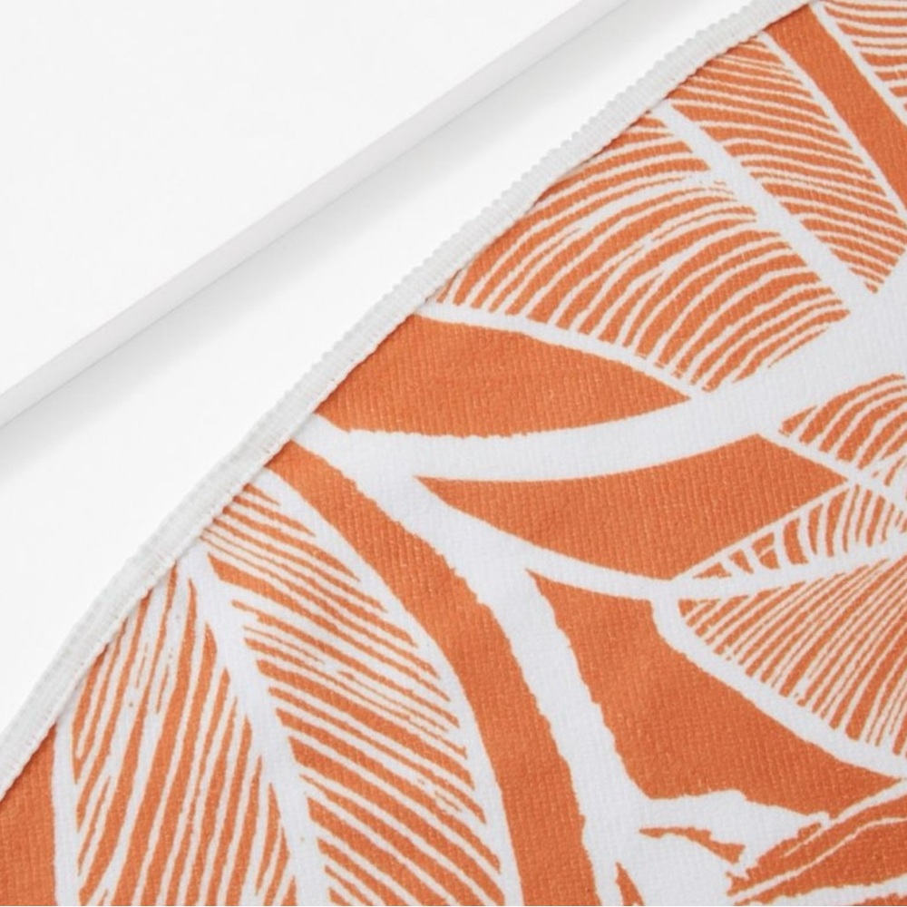 Large Roundie Orange Floral Blanket (Picnic / Beach Towel) - New In Package! - Picture 5 of 8